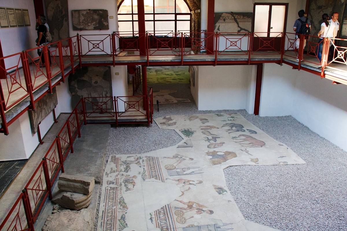 متحف القصر الكبير للفسيفساء