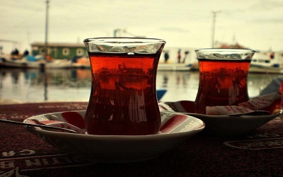 ماذا تعرف عن الشاي التركي اللذيذ ؟ 