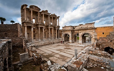 حقائق ومعلومات عن المدينة القديمة افسس في تركيا