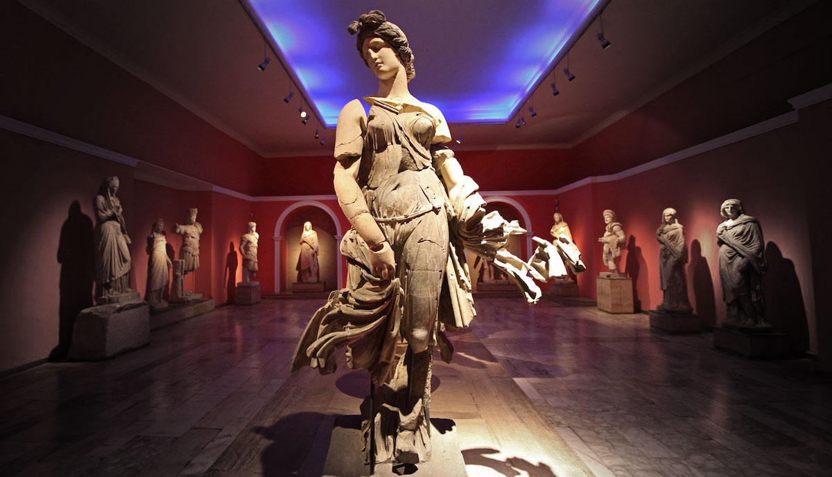 متحف أنطاليا للآثار