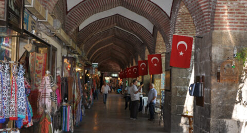 سوق الحرير .. أجمل معالم الجذب في مدينة بورصة